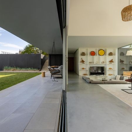 White Exclusive Suites & Villas Lagoa  Bagian luar foto