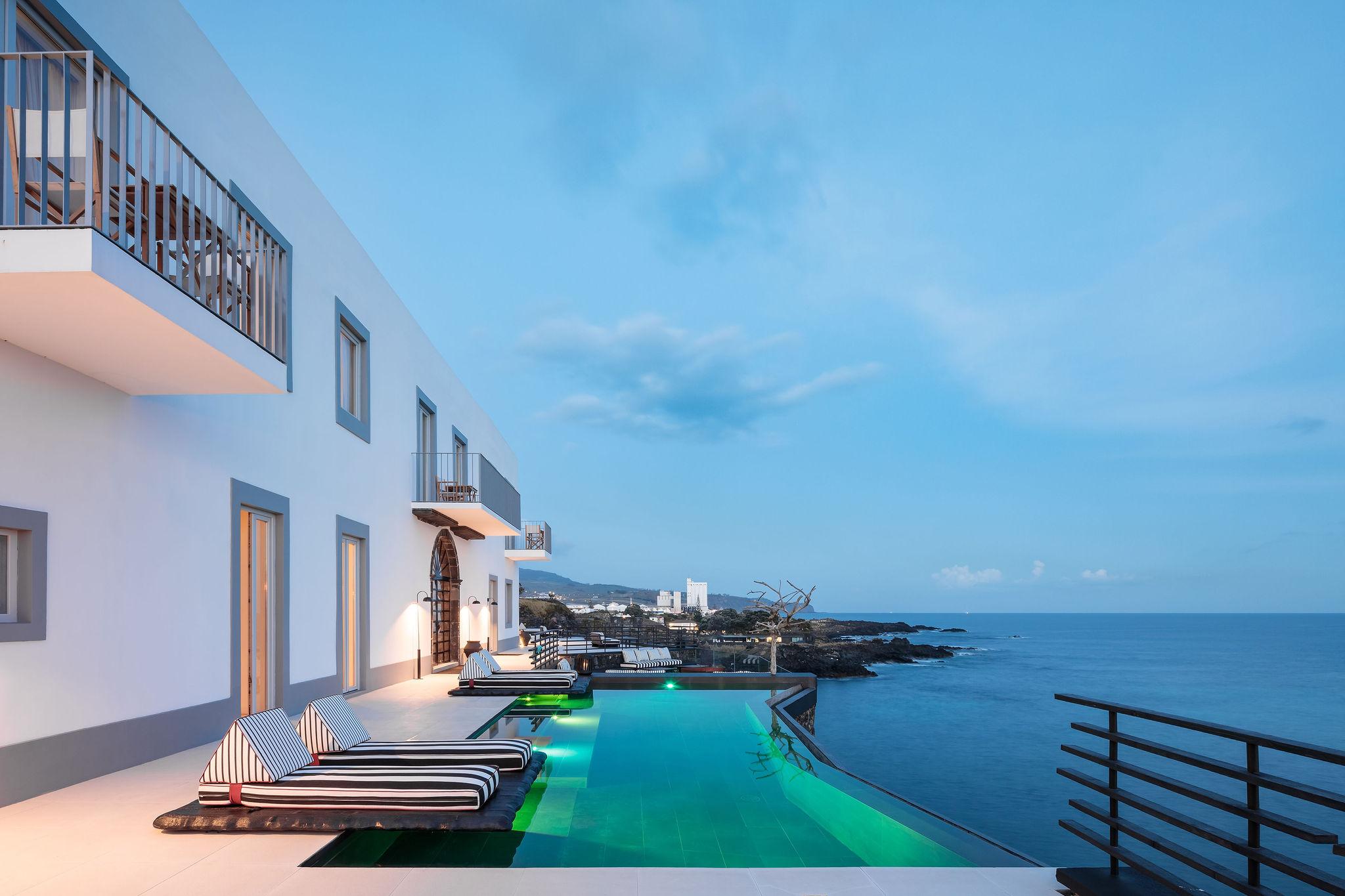 White Exclusive Suites & Villas Lagoa  Bagian luar foto