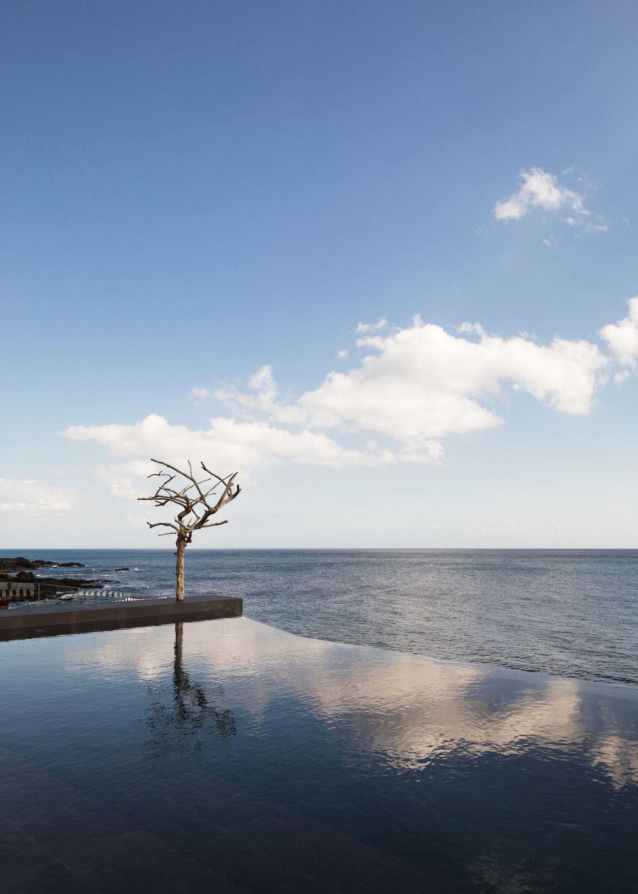 White Exclusive Suites & Villas Lagoa  Bagian luar foto