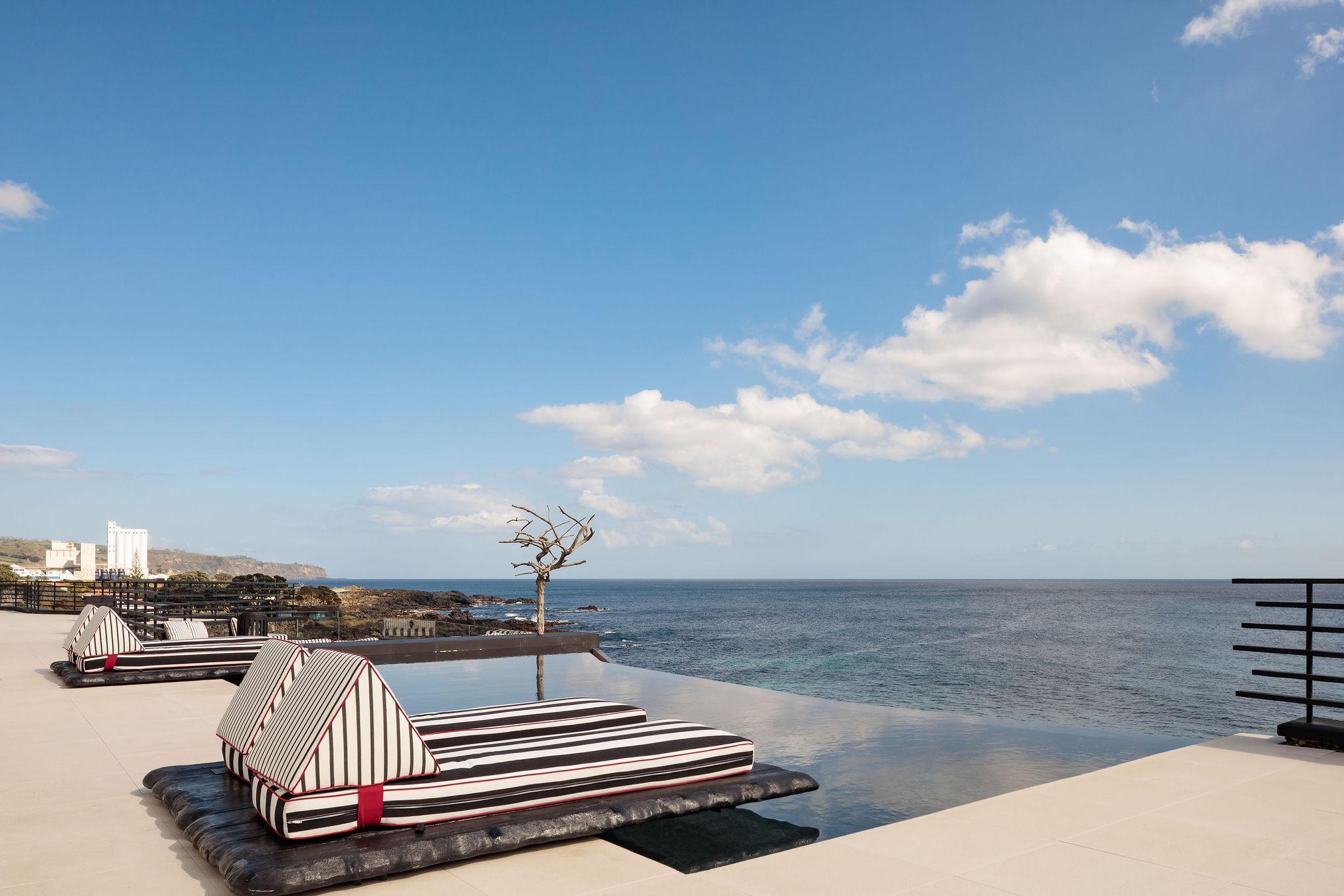 White Exclusive Suites & Villas Lagoa  Bagian luar foto